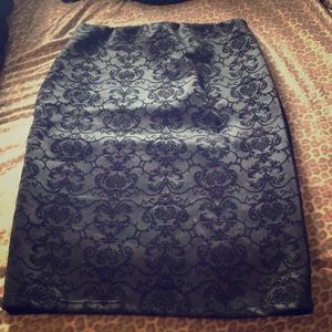 ‼️MOVING SALE ‼️Pencil skirt